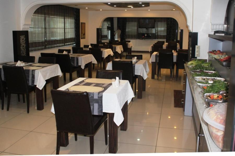 Denizhan Hotel Αττάλεια Εξωτερικό φωτογραφία