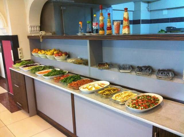 Denizhan Hotel Αττάλεια Εξωτερικό φωτογραφία